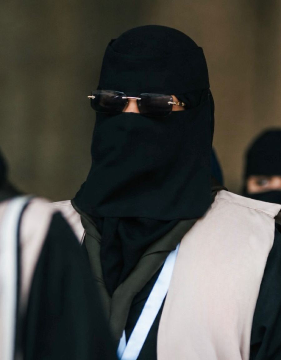 طيف العيافي